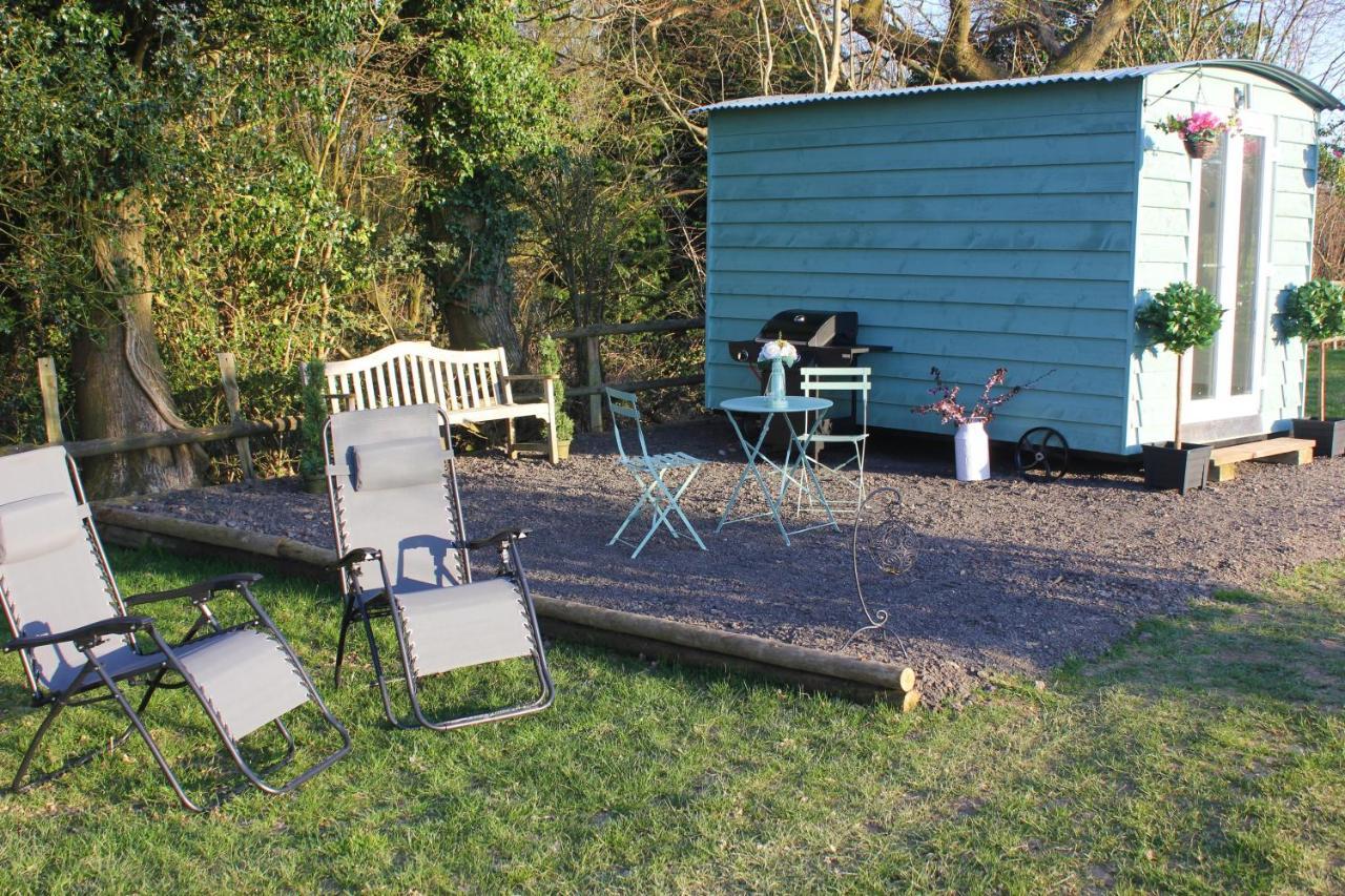 Hopgarden Glamping Luxury Shepherds Huts Wadhurst Buitenkant foto
