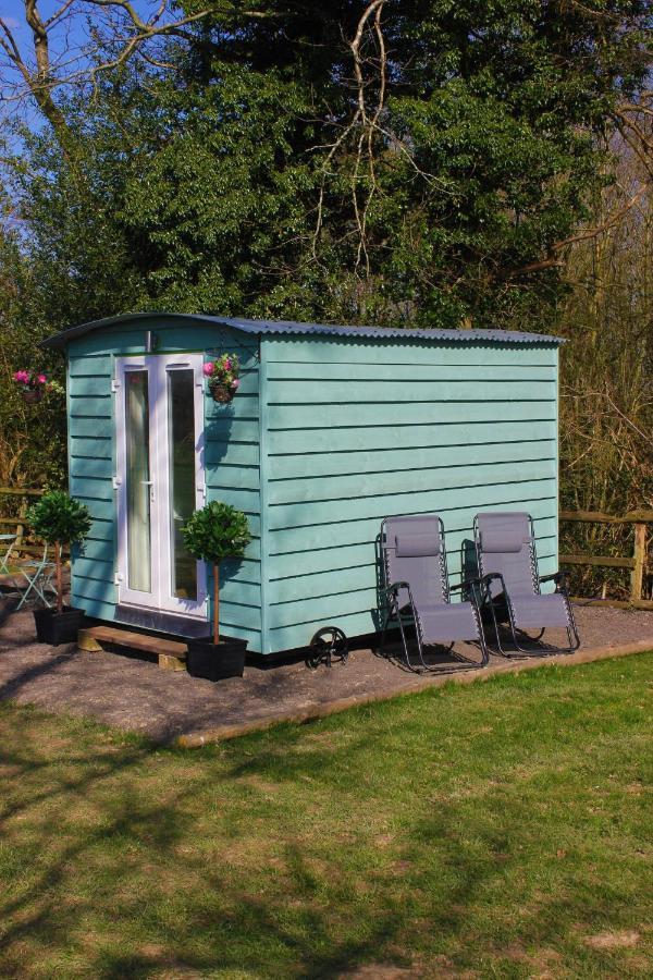 Hopgarden Glamping Luxury Shepherds Huts Wadhurst Buitenkant foto