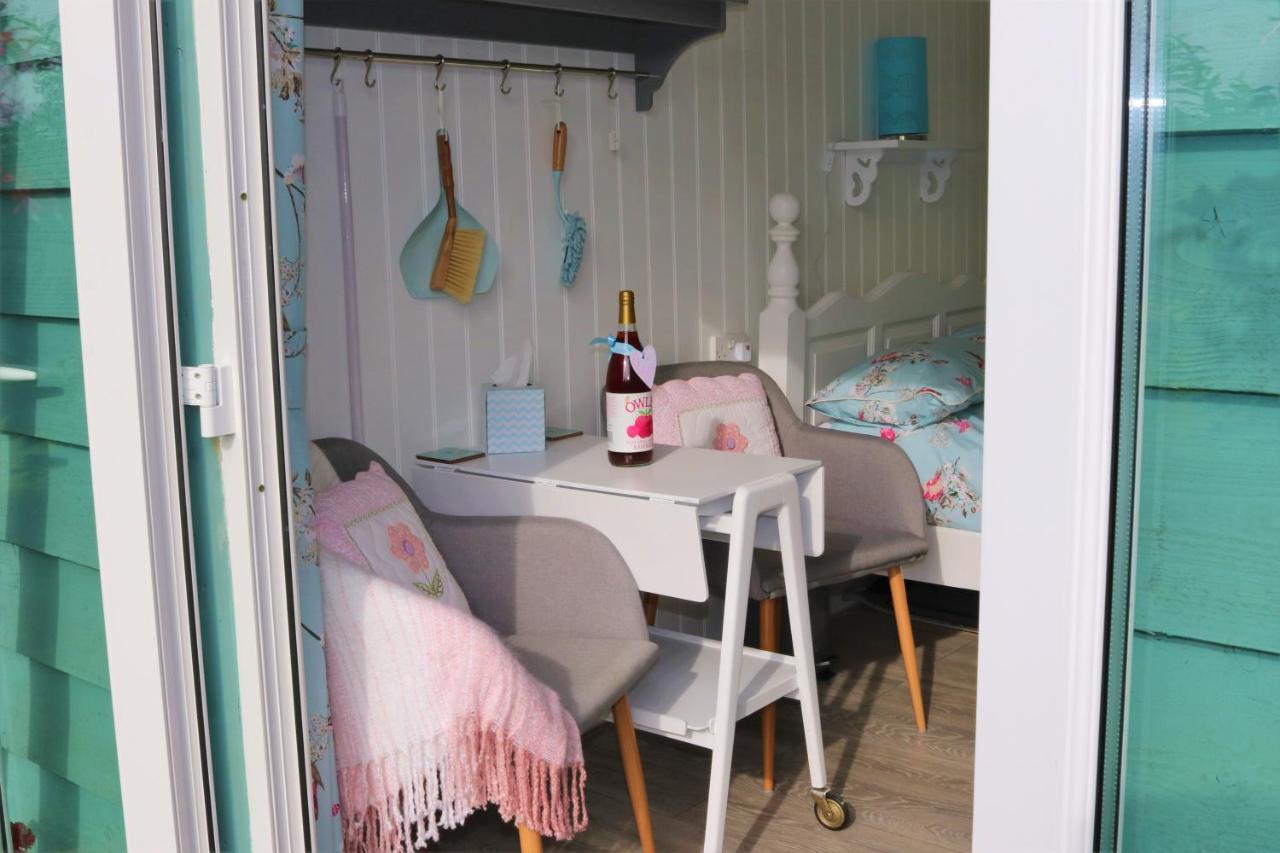 Hopgarden Glamping Luxury Shepherds Huts Wadhurst Buitenkant foto