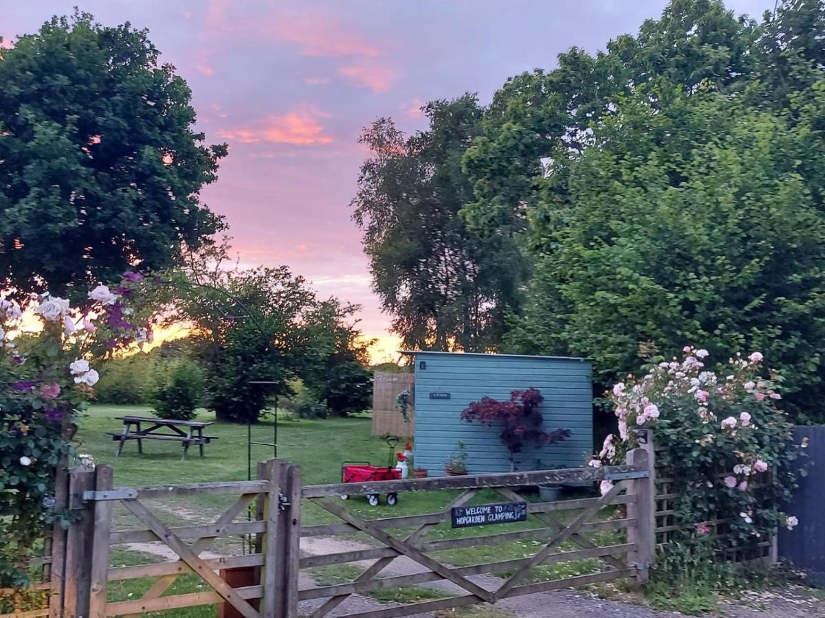 Hopgarden Glamping Luxury Shepherds Huts Wadhurst Buitenkant foto